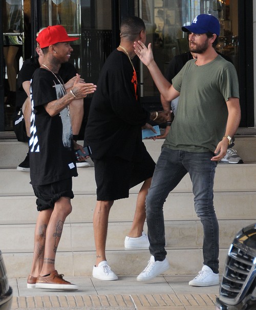 Scott Disick Checks Into Rehab – Terrified by Lamar Odom Drug Overdose?