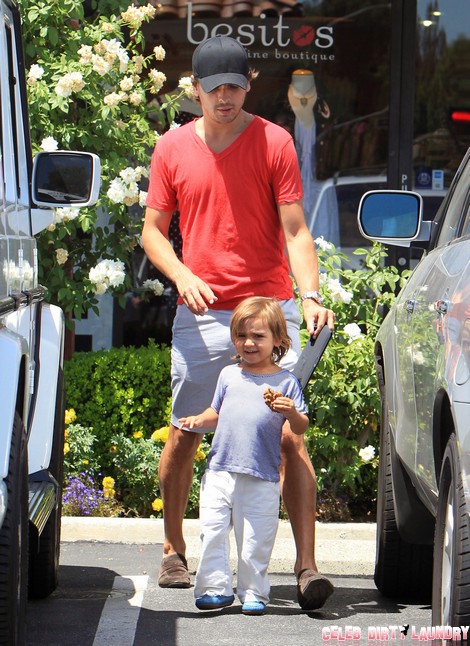 Report: Scott Disick Using Cocaine – Kourtney Kardashian Disgusted