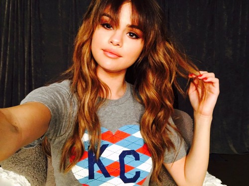 Selena Gomez Slammed For Defending Taylor Swift on Twitter: Kim Kardashian and Kanye West Win Social Media Battle