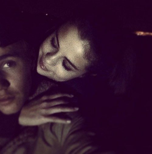 Selena Gomez’s Family Stage Intervention – Drag Her To Rehab?