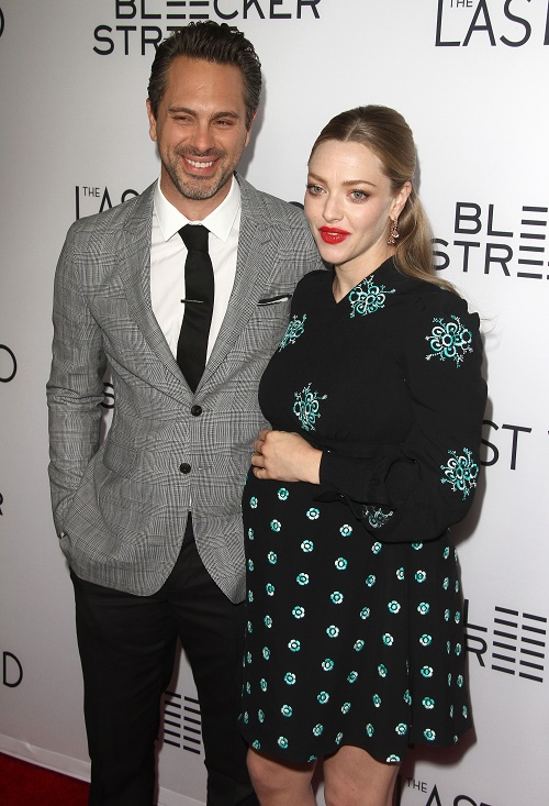 Amanda Seyfried And Thomas Sadoski Married In Secret Wedding