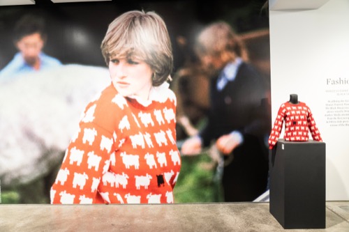 Princess Diana Revealed Fears For Royal Family’s Future: Private Letter To Be Auctioned
