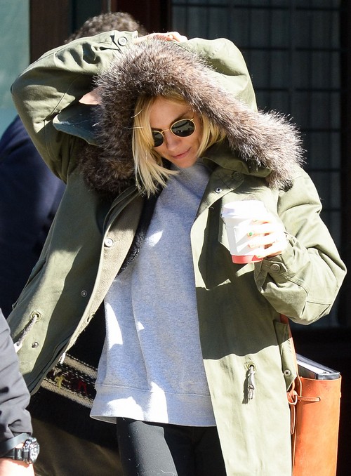 Suki Waterhouse and Sienna Miller Oscars Cat Fight: Thinks Bradley Cooper Cheating With Pregnant Actress?