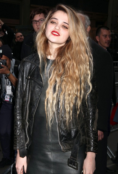 Harry Styles Cheats on Kendall Jenner With Sky Ferreira
