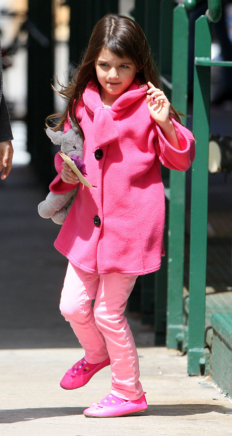 Suri Cruise Called Brat and other Vile Names by Outraged Paparazzo in NYC! (VIDEO)