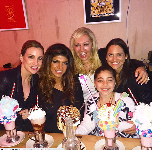 Teresa Giudice Pregnant With Baby Number Five – RHONJ Star Spotted With Baby Bump After Joe Giudice Checks Into Prison