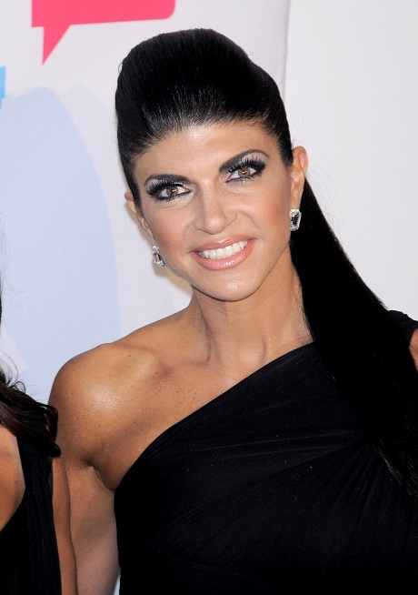 Teresa Giudice Prison Life: Real Housewives Of New Jersey Star Making Friends With Inmates – Promising Them Reality TV Fame?