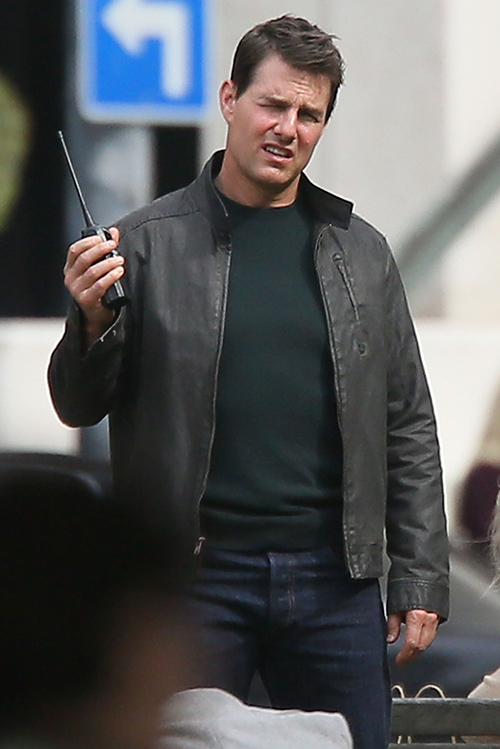 Tom Cruise Searches For Wife, Four Gals in Running – Scientology Leaders Approve Of Actress Katherine Waterston?