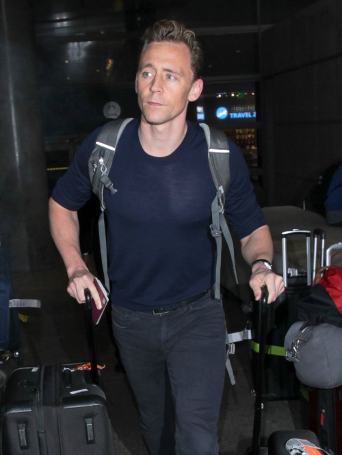 Tom Hiddleston Breakdown: Actor Admits Taylor Swift Relationship Induces Stress
