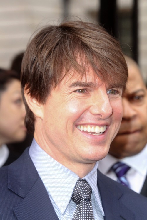 Tom Cruise Mid-Life Crisis – Can’t Stop Dabbling In Plastic Surgery – Report