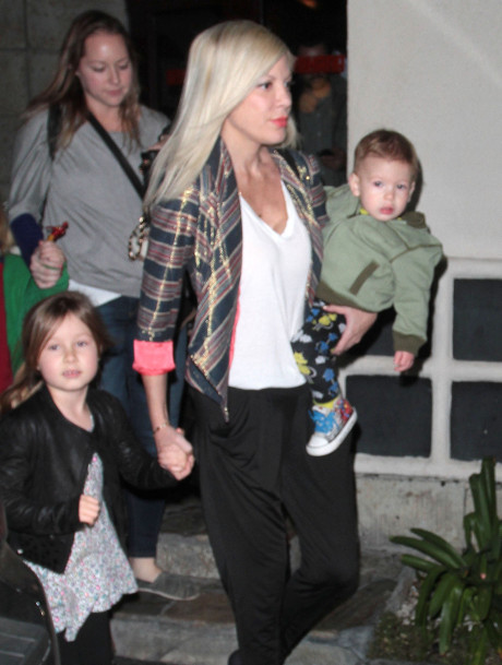 Tori Spelling And Dean McDermott’s Future Uncertain After Rehab: His Betrayal Might Leave Their Family In Pieces!