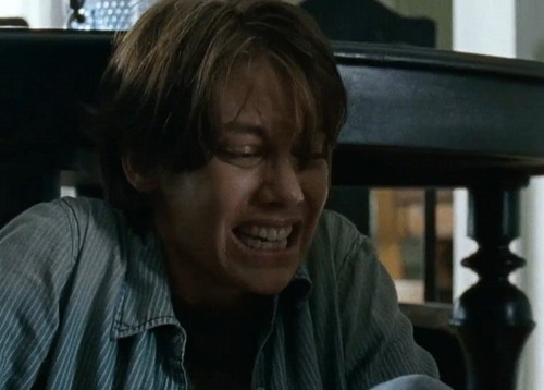 The Walking Dead Season 6 Finale Spoilers: Maggie Pregnancy Distress, Is It a Baby Walker – Loses Child and Glenn?