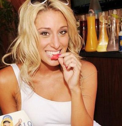 Vienna Girardi Denied Club Entrance!