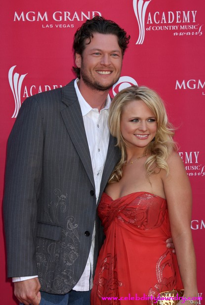 County Stars Blake Shelton & Miranda Lambert Got Married!