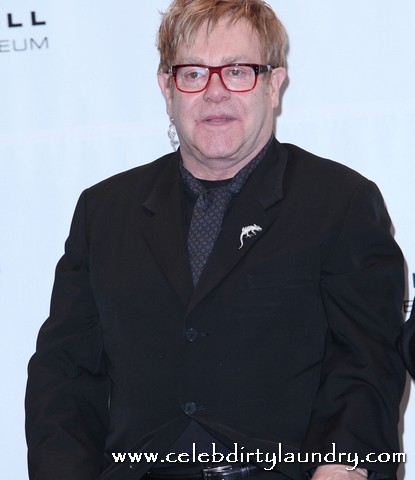 Elton John Slams Kings of Leon