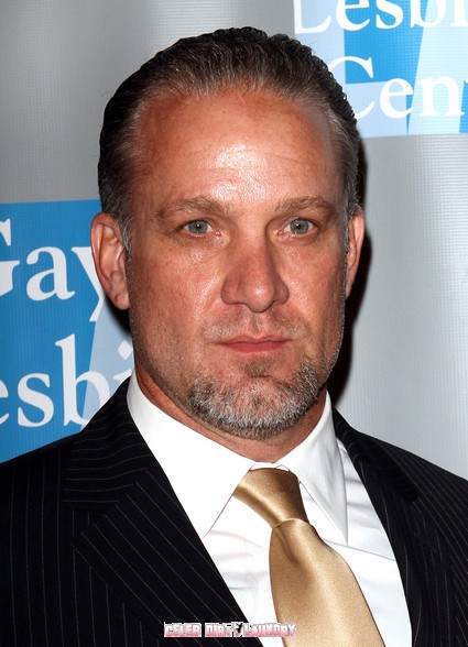 Jesse James Has A New Excuse For Cheating On Sandra Bullock – Low Self-Esteem