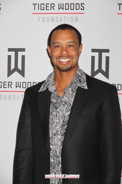 Tiger Woods Divorces His Caddy – Is Woods Done With Pro Golf ?