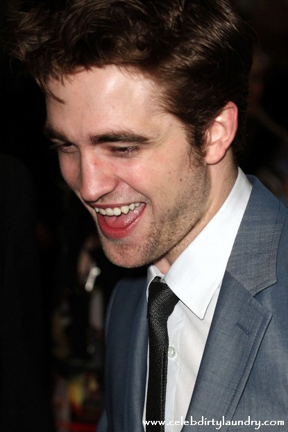 Robert Pattinson Pretended To Know Prince William To Impress People – Video
