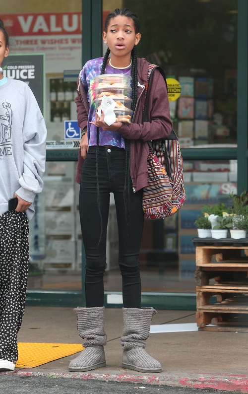 Willow Smith Weed Binge In NYC: Caught Purchasing Pot Paraphernalia – Will Smith, Jada Pinkett-Smith Think She’s Cool!