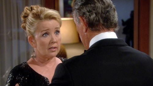 The Young and the Restless Spoilers 2015: Paul Ignores Pregnant Christine for Nikki – Victor and Nikki Go To War